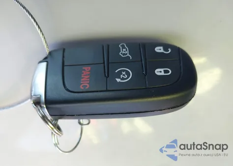 2020 Jeep Grand Cherokee Limited X 4X2 z USA, uszkodzony, nr VIN 1C4RJEBG4LC202886